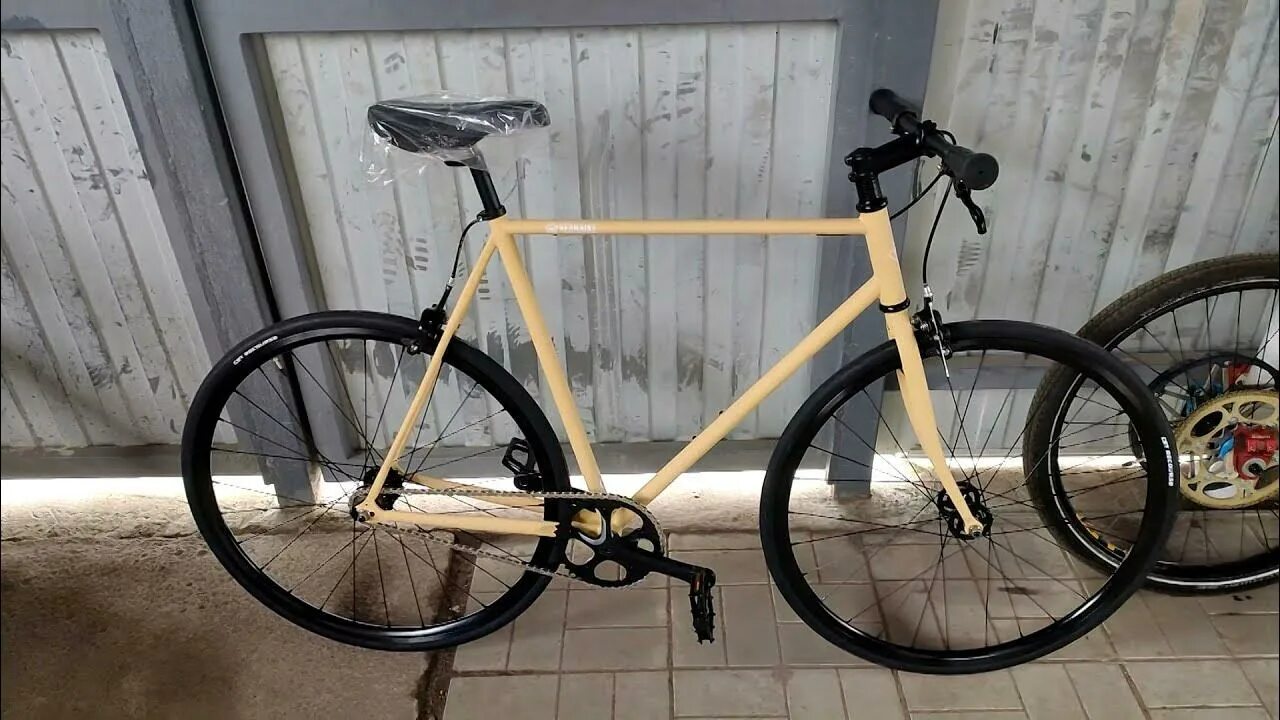 Велосипед fuji feather 2022. Fixed 2022. Fixed 2022. Fuji feather 2015. Китайский классический велосипед.