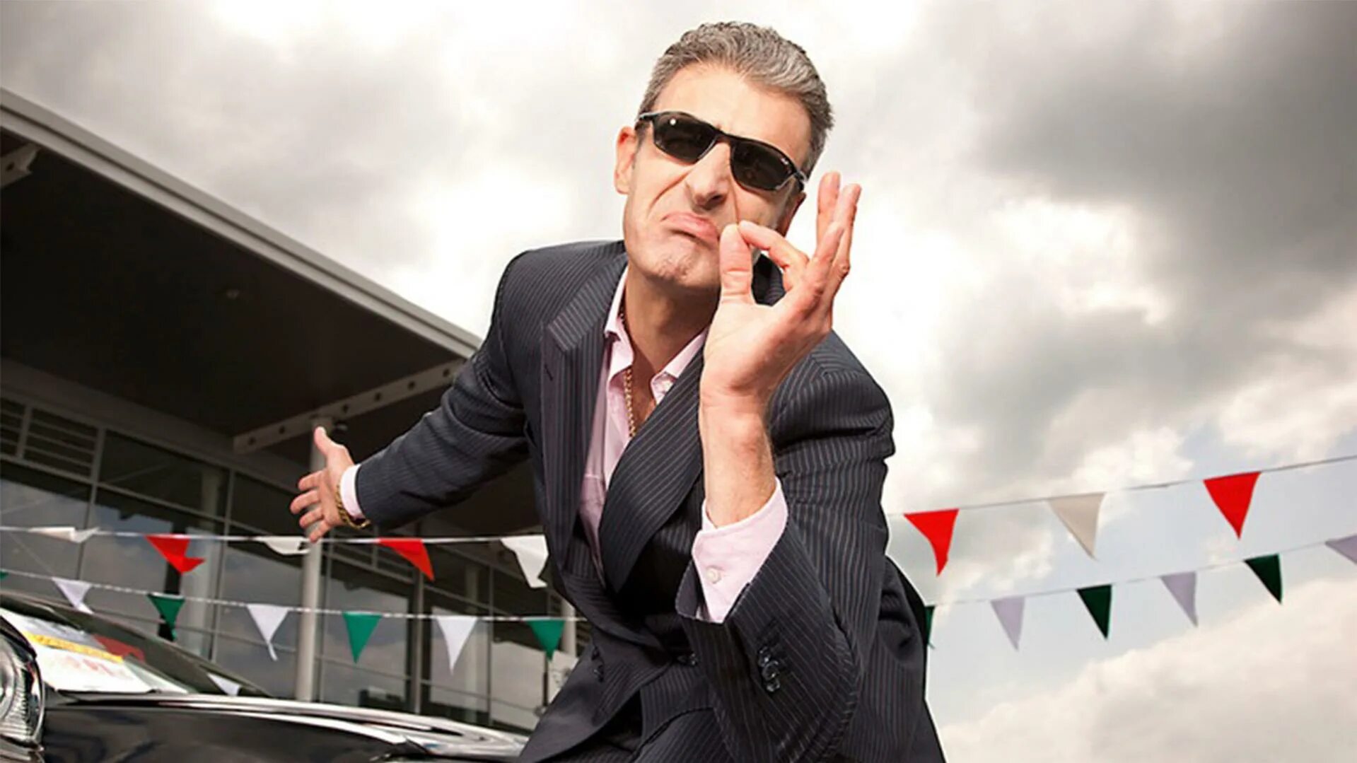 покупка машин с рук живое фото. покупка автомобиля. мошенничество при покупке автомобиля. как не обмануться при покупке авто. мошенничество с машиной.