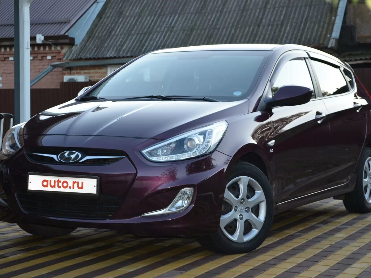 Hyundai Solaris 2013. Hyundai Solaris 2013 1.6. Solaris 2013 хэтчбек. Hyundai Solaris 2013 хэтчбек.