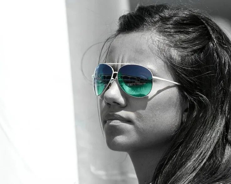Avec des lunettes Glasses Pinterest Portrait, Pretty face, Woman face