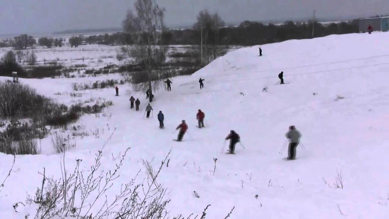 Погода в алпатьево. Могул Алпатьево. Алпатьево Рязань горнолыжный склон. Алпатьево Луховицкий район. Горнолыжная трасса могул Луховицы.