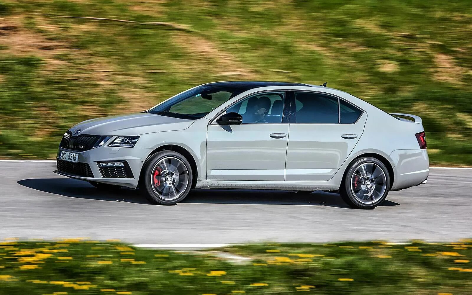 Skoda octavia rs 2017. Skoda Octavia VRS 2017. Škoda Octavia RS a7.