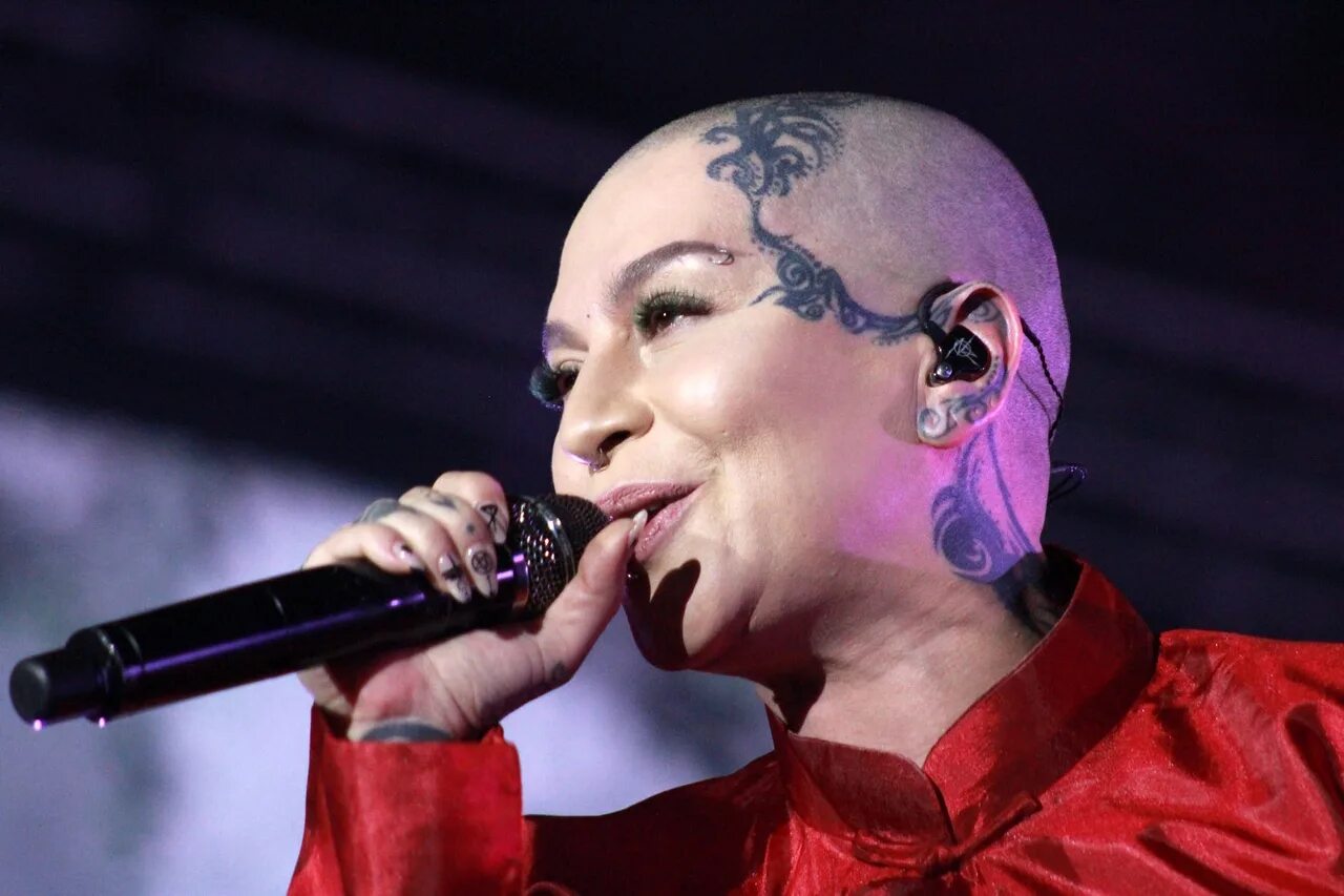 Наргиз закирова беги. Наргиз 2021. Наргиз закирова 2021. Наргиз 2022. Чем занимается наргиз закирова сейчас.