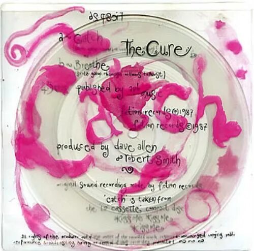 Cure перевод на русский. Группа the Cure Lovesong. The Cure Vinyl. Виниловая пластинка the Cure. Пластинка the Cure Kiss me.