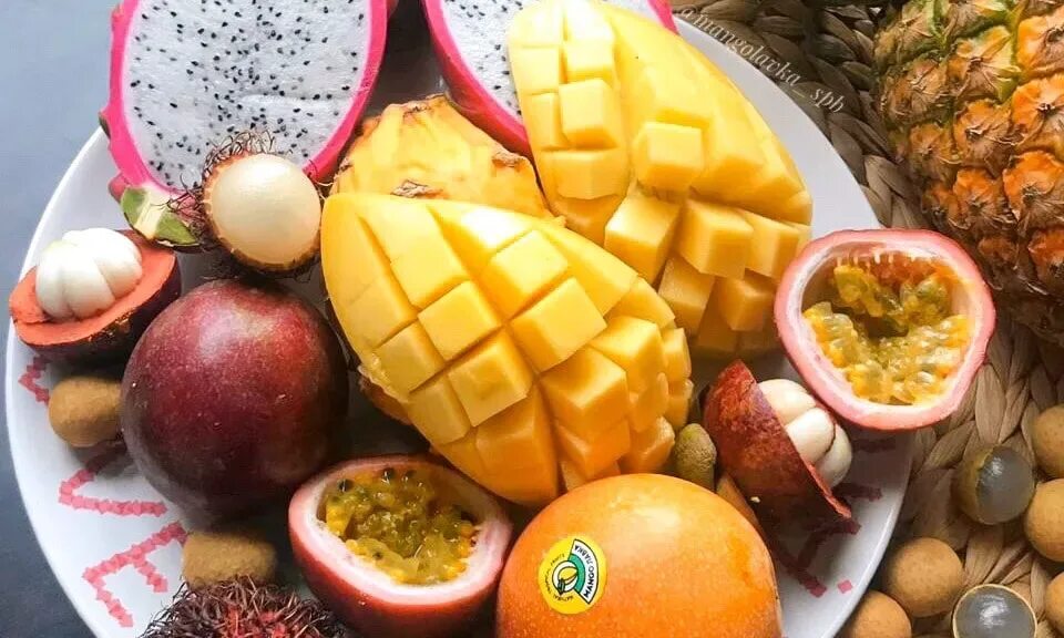 Манго фрукт полезные свойства и противопоказания. Экзотических фруктов. Манго (фрукт). 5. Экзотические фрукты. Фрукт смесь манго и ананаса.