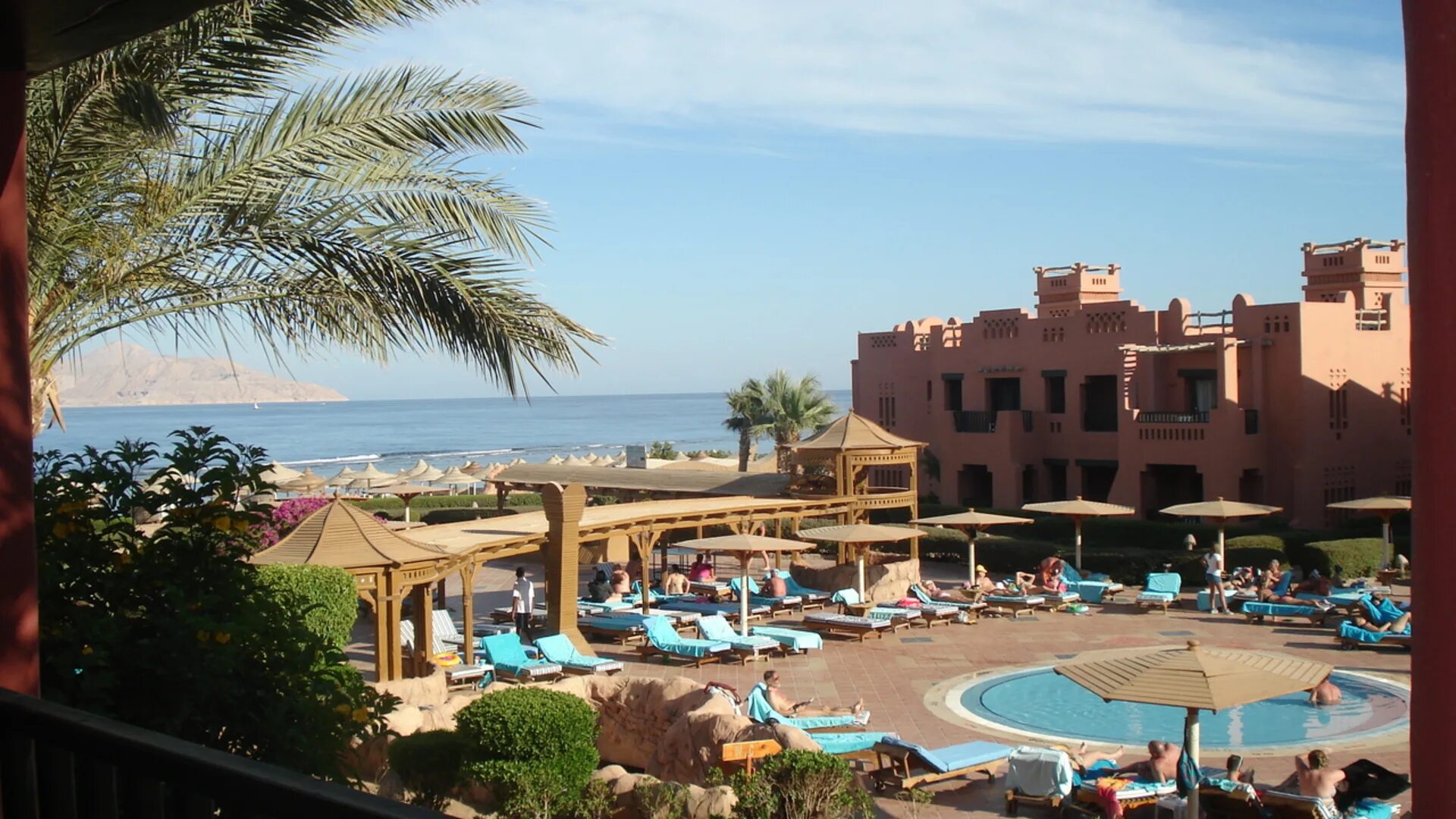 Charmillion sea life resort шарм эль шейх. Отель Sea Life Египет. Сиа лайф Египет Шарм-Эль-Шейх. Charmillion Sea Life Resort 4. Шарм-Эль-Шейх Шармиллион Сеа лайф.