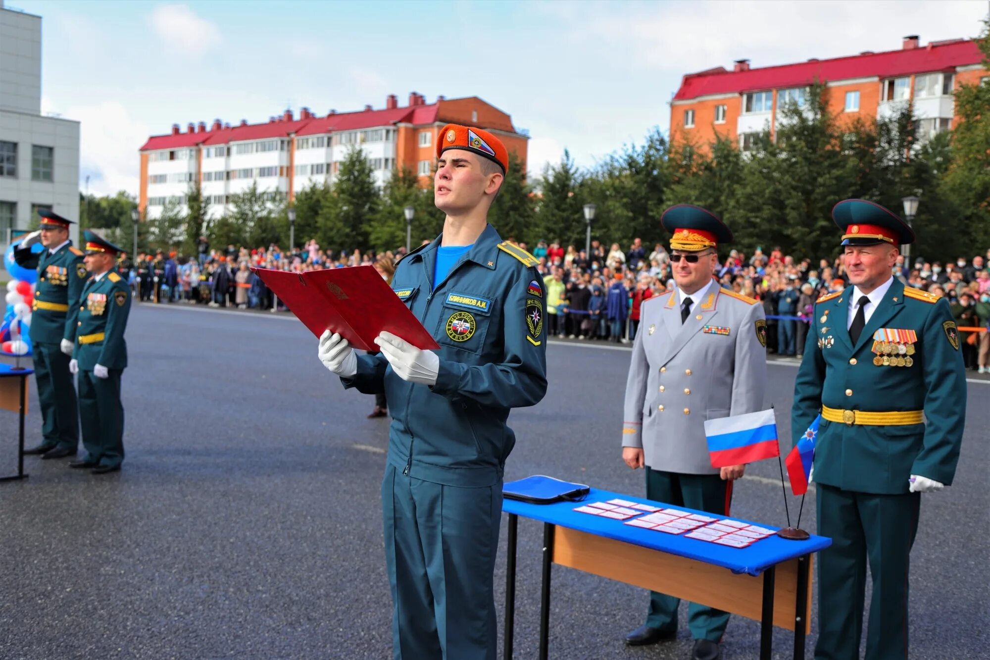 Сайт академии гражданской защиты. Академия гражданской защиты МЧС России. Академия гражданской защиты МЧС России Химки присяга 22 год. Первокурсник МЧС России. АГЗ 2005.