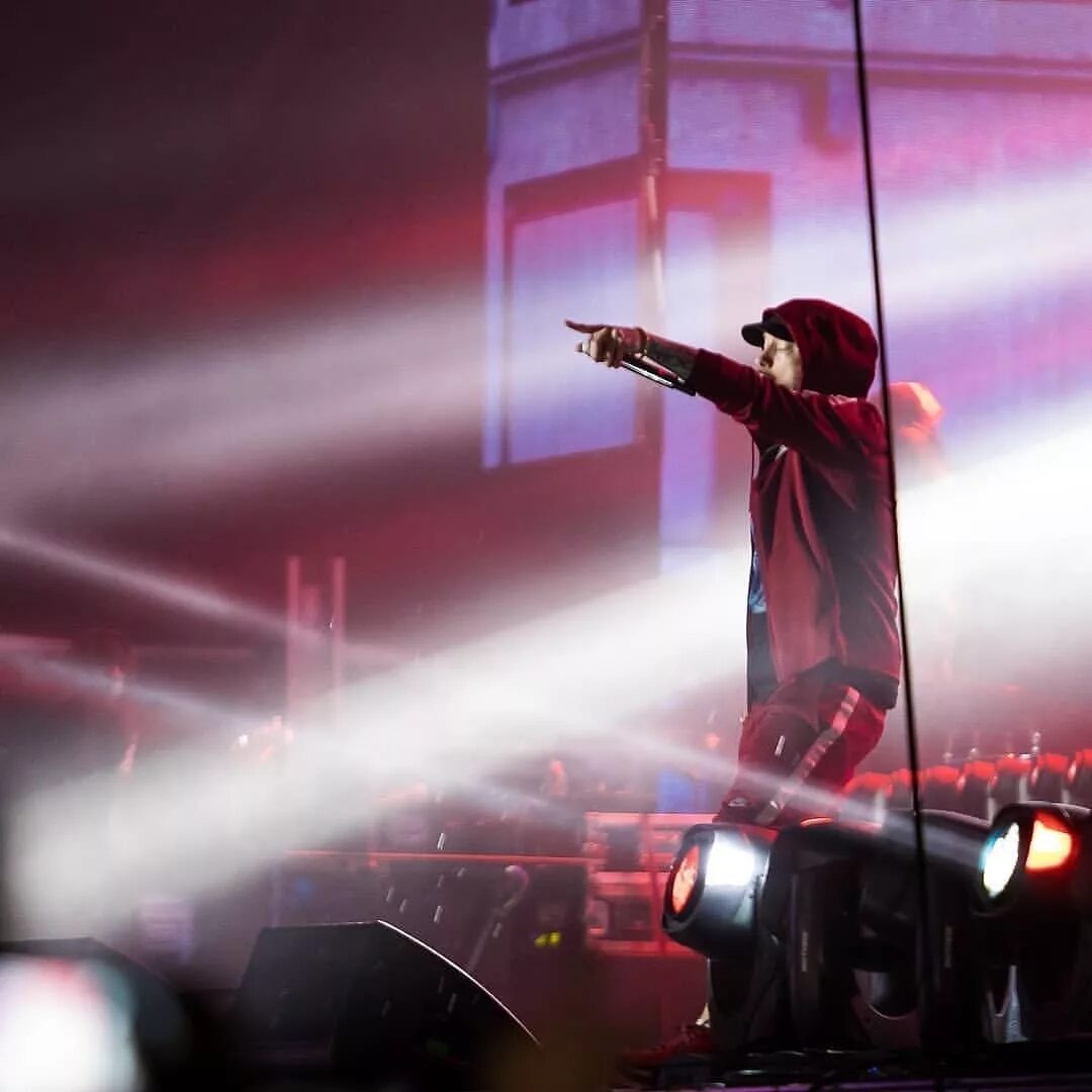 Mcveigh. Calling 2018. Бенджамин фильм 2018. Сериал сыщики 5 сезон 1 серия. Calling 2018.