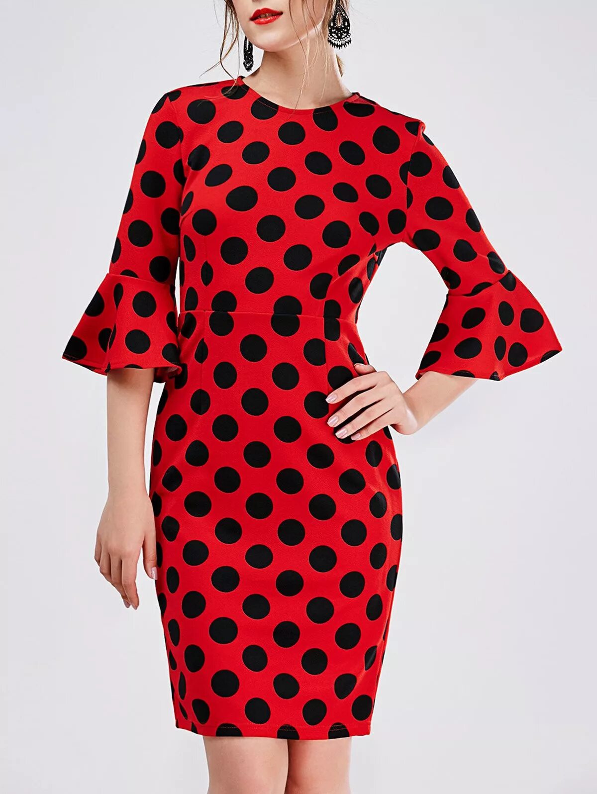 Платье женское в горошек. Черное платье в горошек. Платье красное в горох. Красное платье в черный горох. Красное платье в черный горох.