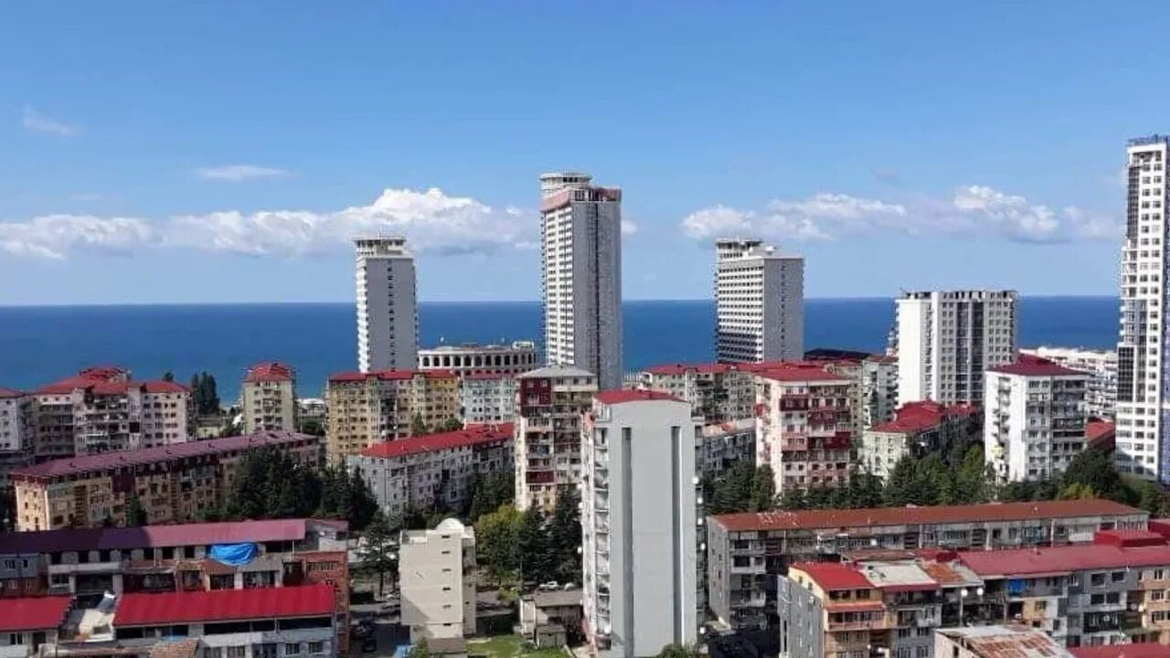 Sunrise residence батуми. Батуми тбел абусеридзе новый дом. Батуми, ул. Батуми улица тбел абусеридзе. Батуми улица тбел абусеридзе.