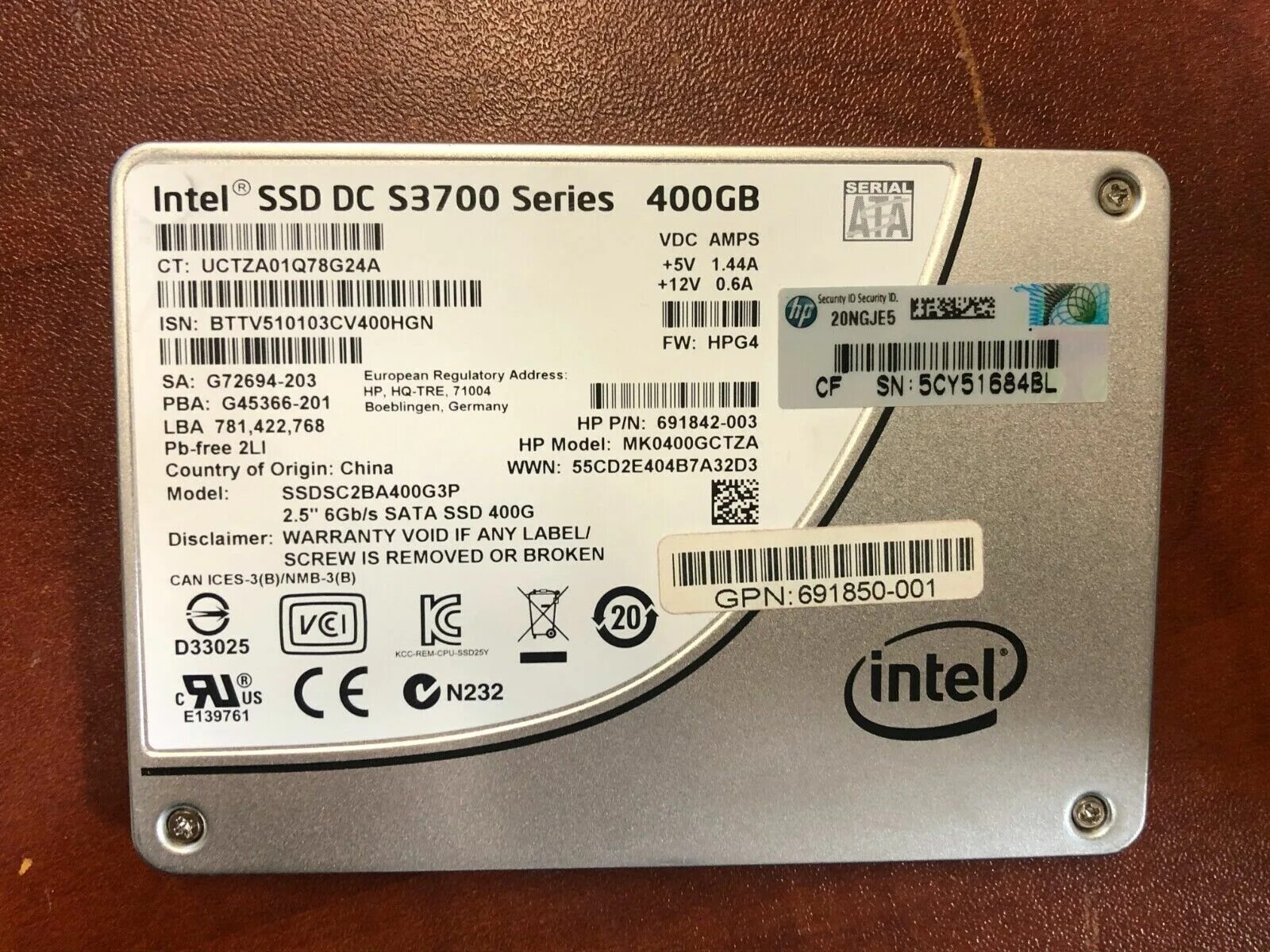 Intel 400 Series. SPEEDME 400g Intel SSD. Intel 100 Series. Ssdsc2kw512h6x1 внутри. Intel series гб