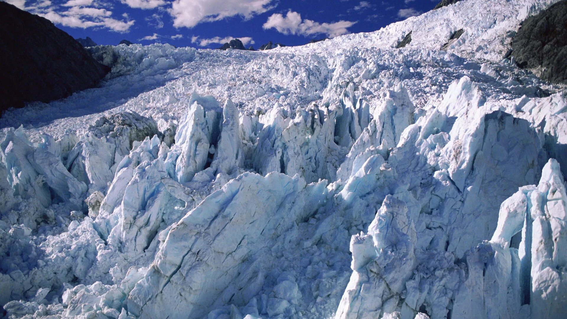 Горный ледник это. Глетчер ледник. Глетчеры ледники Альпы. Ледник Фокса новая Зеландия. Ледник Фокса парк вестленд.