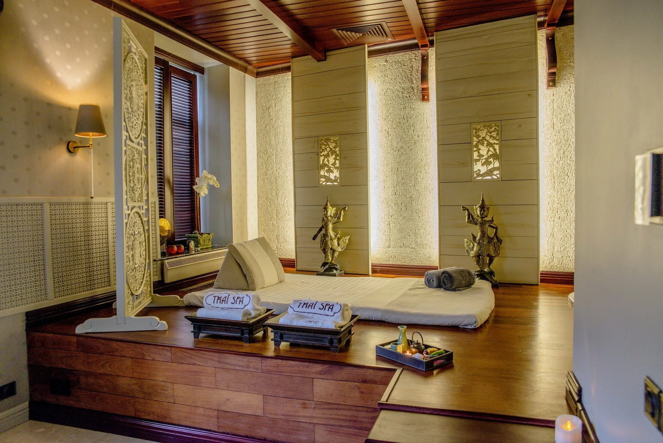 Японское спа. Массажный кабинет в Тайланде. Тайский стиль в интерьере. Комната в тайском стиле. Массажный кабинет в тайском стиле.