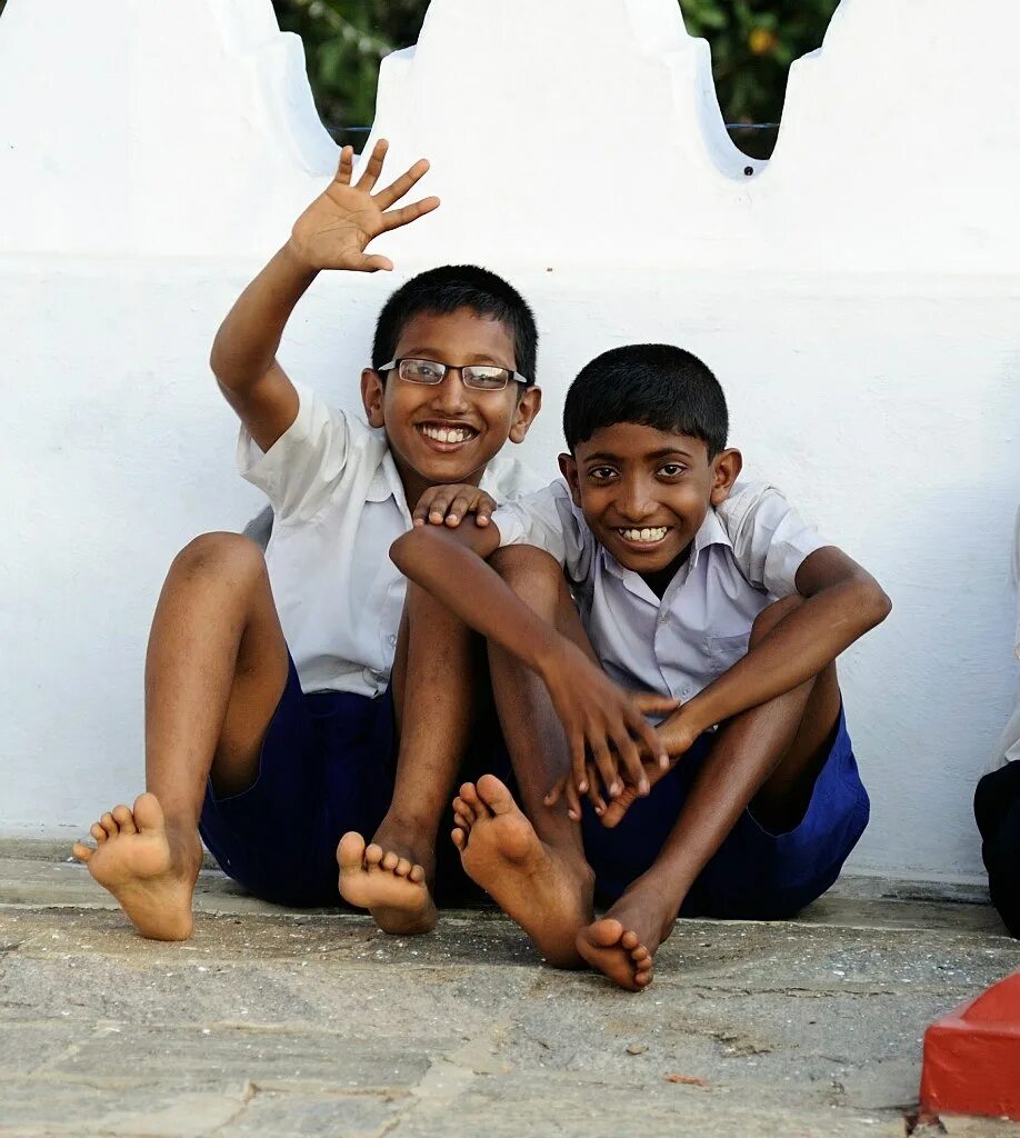 Сингалы шри ланка. Ведды народ шри ланки. Сингалы шри ланка. Шри ланкийцы. Шри ланка население.