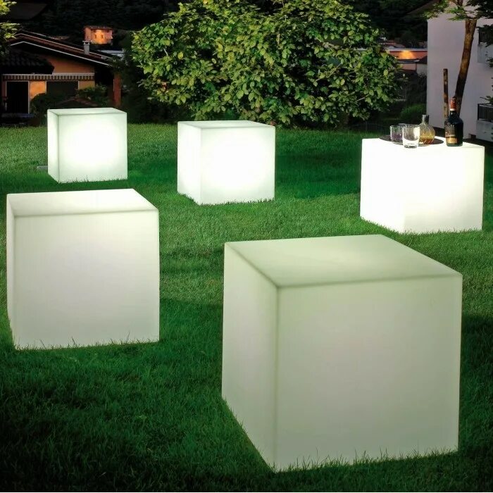 Cube 80. Светильник садовый Hiper HG-013 куб 60см. Светильник ландшафтный Cubic e27. Светящийся пластиковый куб. Кубы декорации.