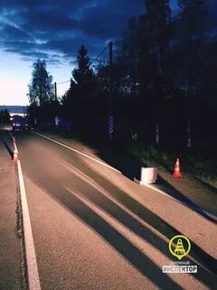 На обочине девочка тела