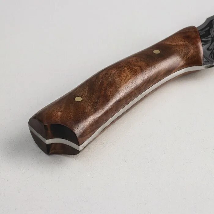 нож восток, сталь 65х13, рукоять орех. гарда латунь. нож путник. рукоять орех. кизлярский нож мустанг.