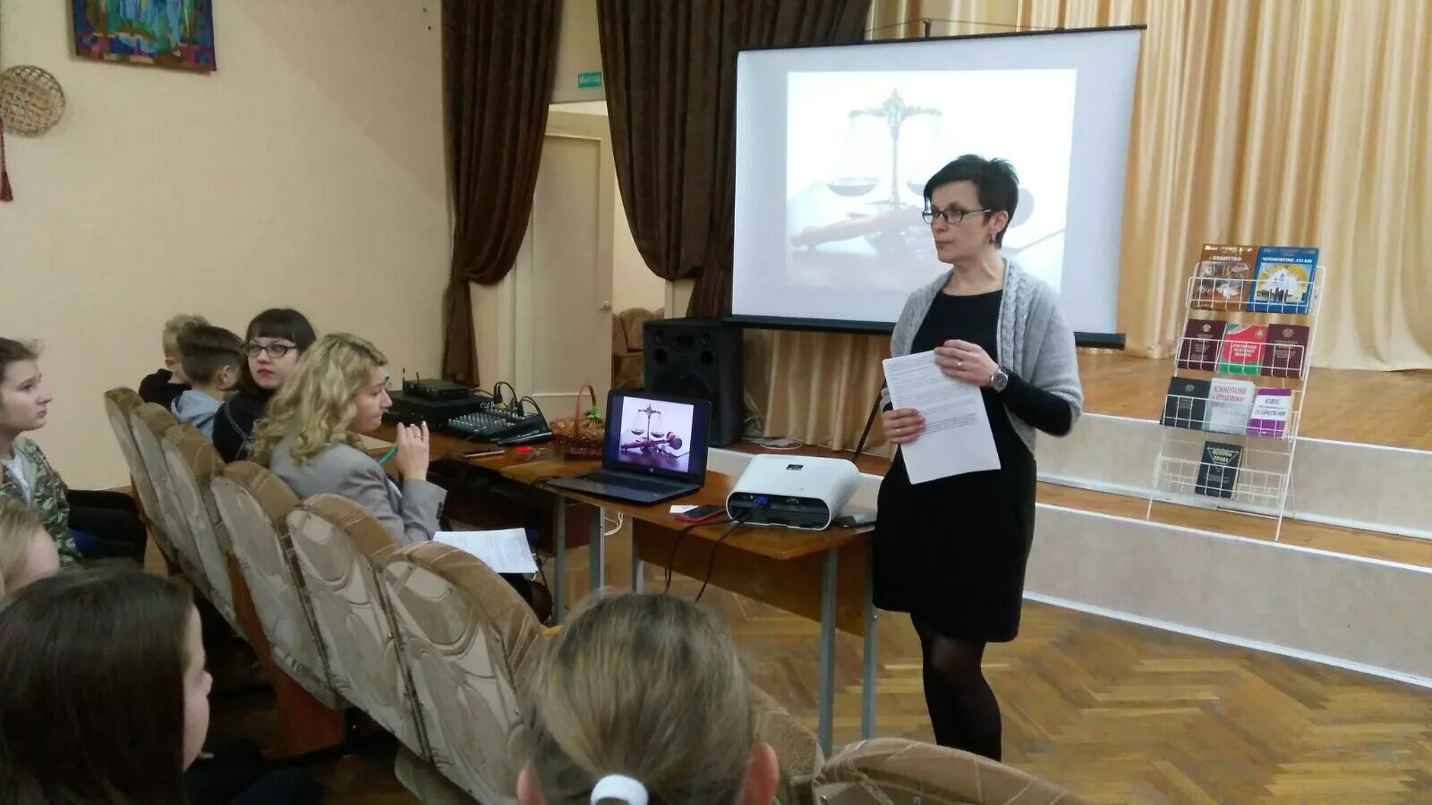 Школа математики минск. Школа 185 нижний новгород. Школа 185 нижний новгород. Школа математики екатеринбург. Школа математики минск.