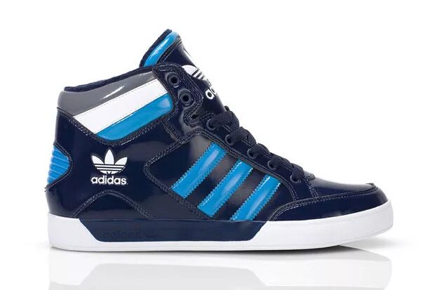 Кроссовки адидас мужские 2023. Кроссовки адидас мода 2010. Adidas Prodigy кроссовки. Весенние кроссовки адидас. Топ кроссовок на весну мужские