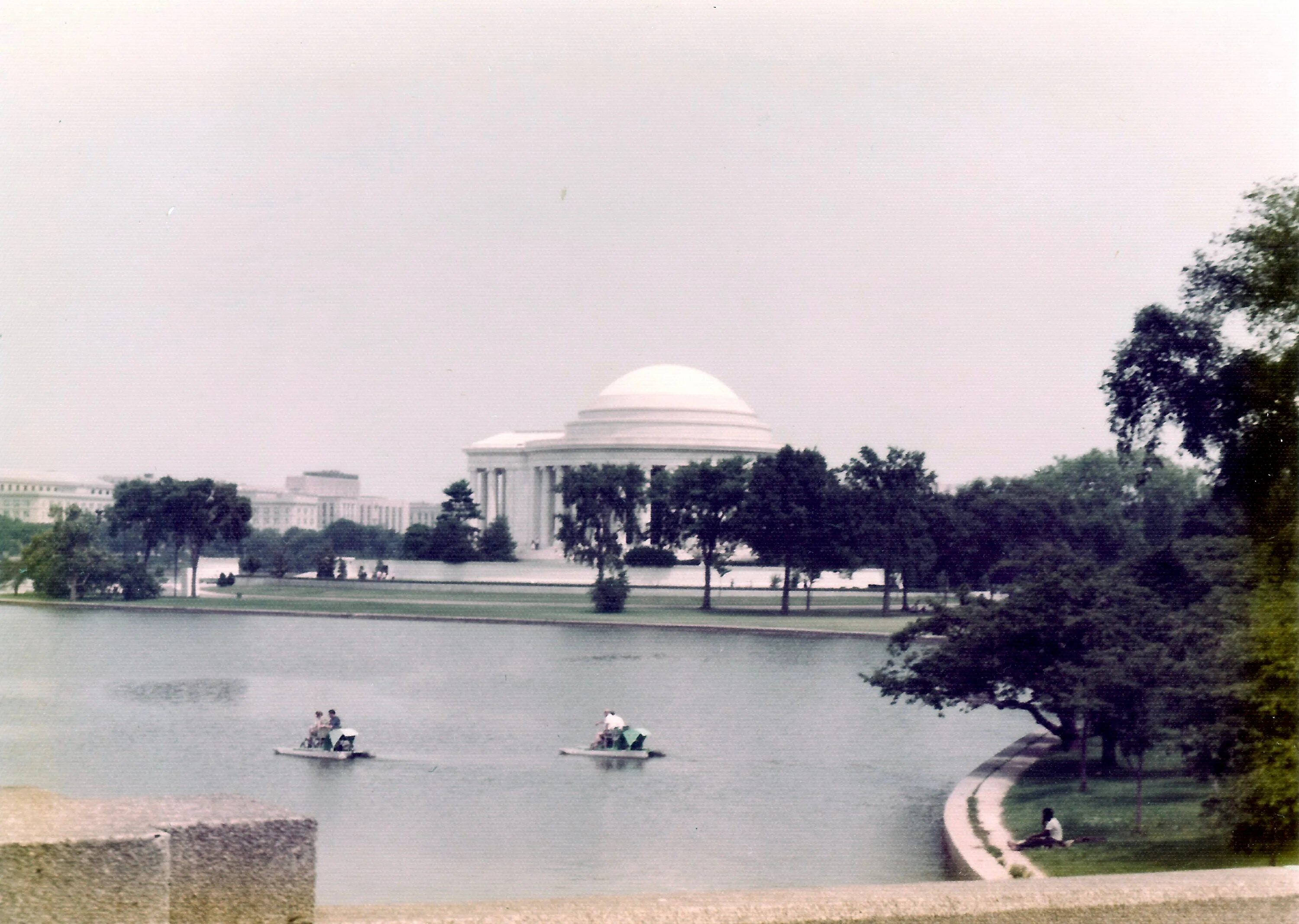 Капитолий сша в вашингтоне. Капитолий вашингтон. Вашингтон август. Вашингтон дс столица. C.