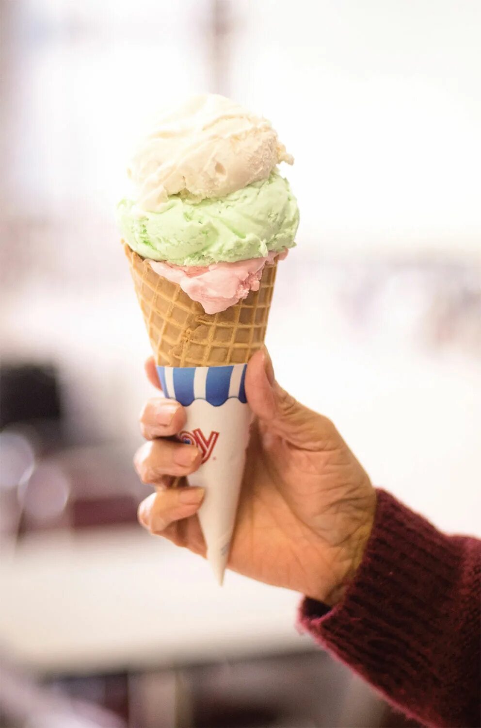 красивое мороженое. мороженое ятис рожок. французское мороженое. мороженое из америки. итальянское мороженое amorino.