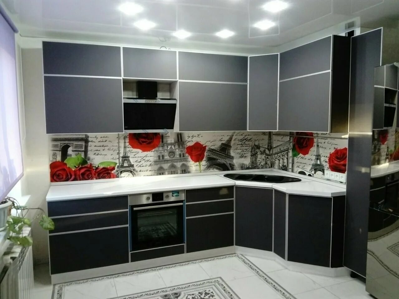 кухонный гарнитур на белом фоне. кухни в железногорске красноярского края. кухни железногорск красноярского края. давита мебель камышлов. кухня на белом фоне.