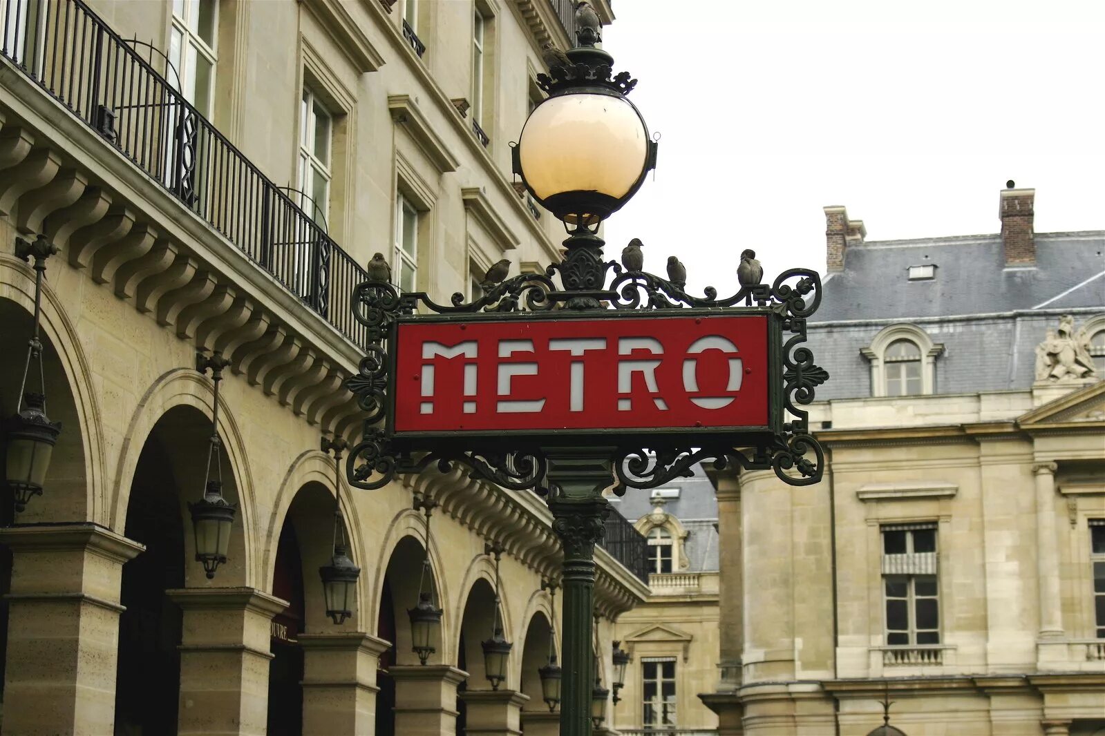 Метро Парижа. Метро Франции Париж. Метро Парижа 1900. Станции метро во Франции.