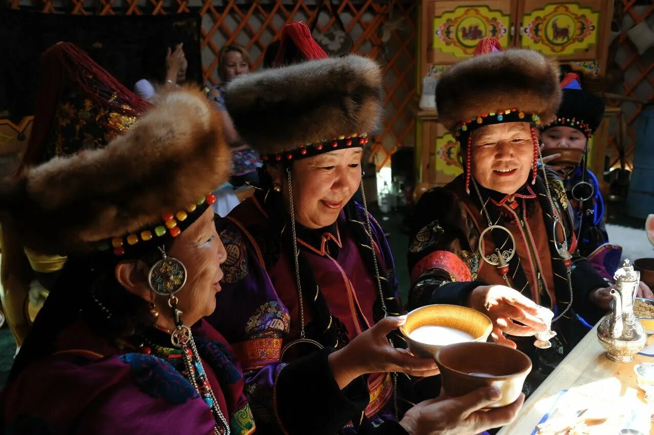 Бурятия юрта Сагаалган. Чайные традиции в Монголии. Эвенки Сойоты. Хакасы и буряты.