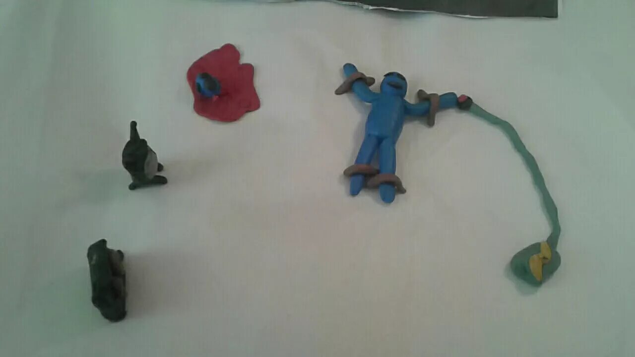 Пила лепить. Пила лепить. Человек бензопила лепка. Пила лепить. Человек бензопила из пластилина.