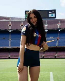 Porno filmlar: ogli katta kokrakli onasini sikadi