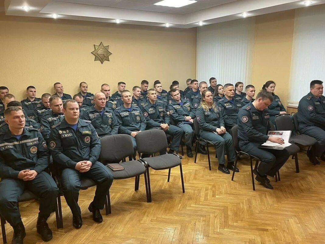 Единый день информирования мингорисполком 2025. Спецназ мчс. единый день пожарной безопасности. минский собр. одежда спасателя рб мчс.