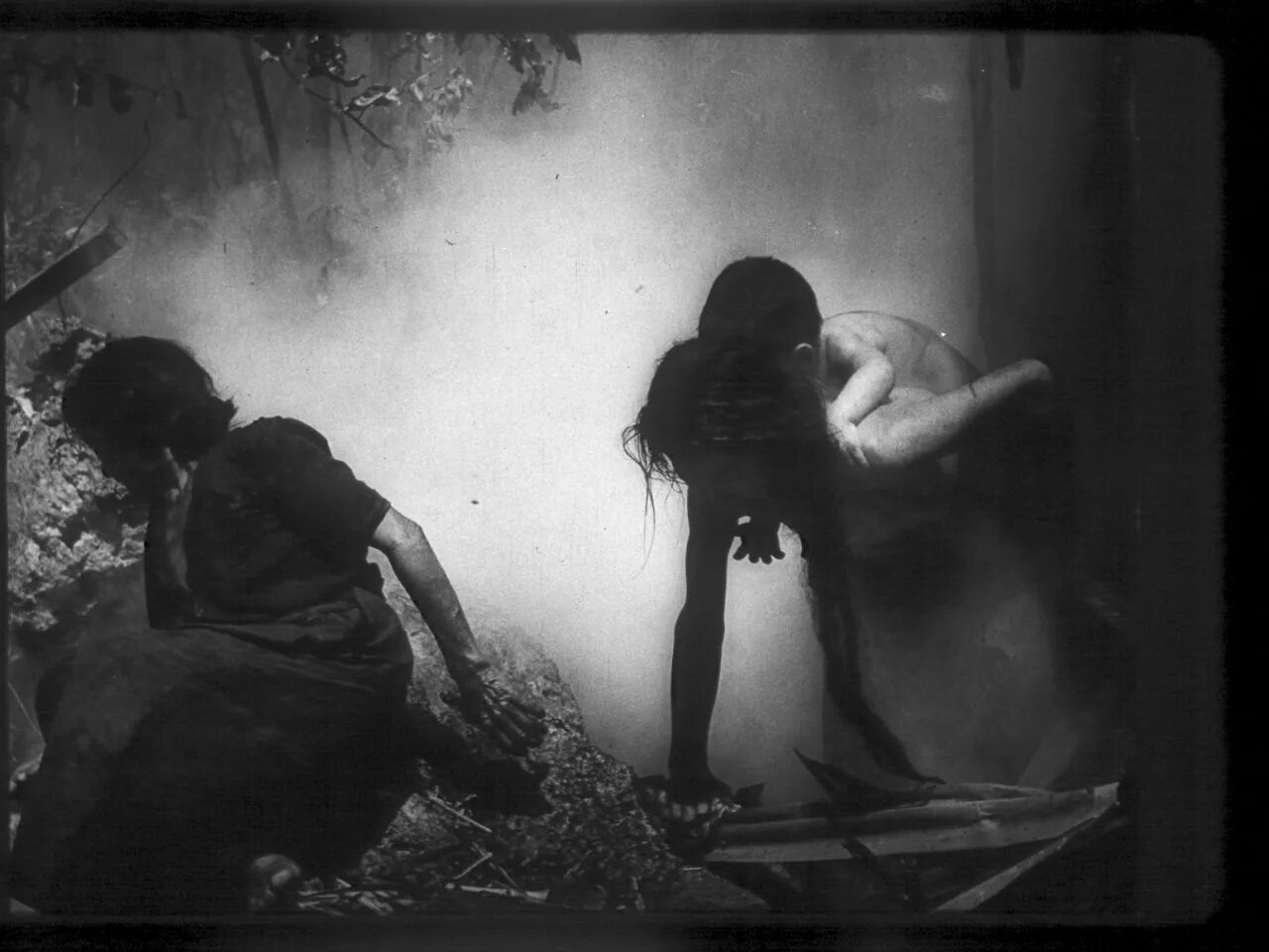 Tomoko uemura в ванне. болезнь минамата фотограф юджин смит. минамата 1972 юджин смит. томока уэмура в ванне исторический снимок. томока уэмура в ванне исторический снимок.