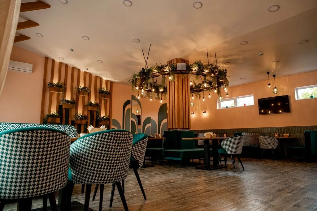 ессентуки, ул. гостиница подсолнух каменск шахтинский. Eersel нидерланды. корона каменск шахтинский кафе. отель высота каменск шахтинский.