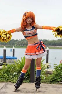 File:Cosplayer of cheerleader Honoka Kōsaka at EOY Cosplay Festival 2015081...