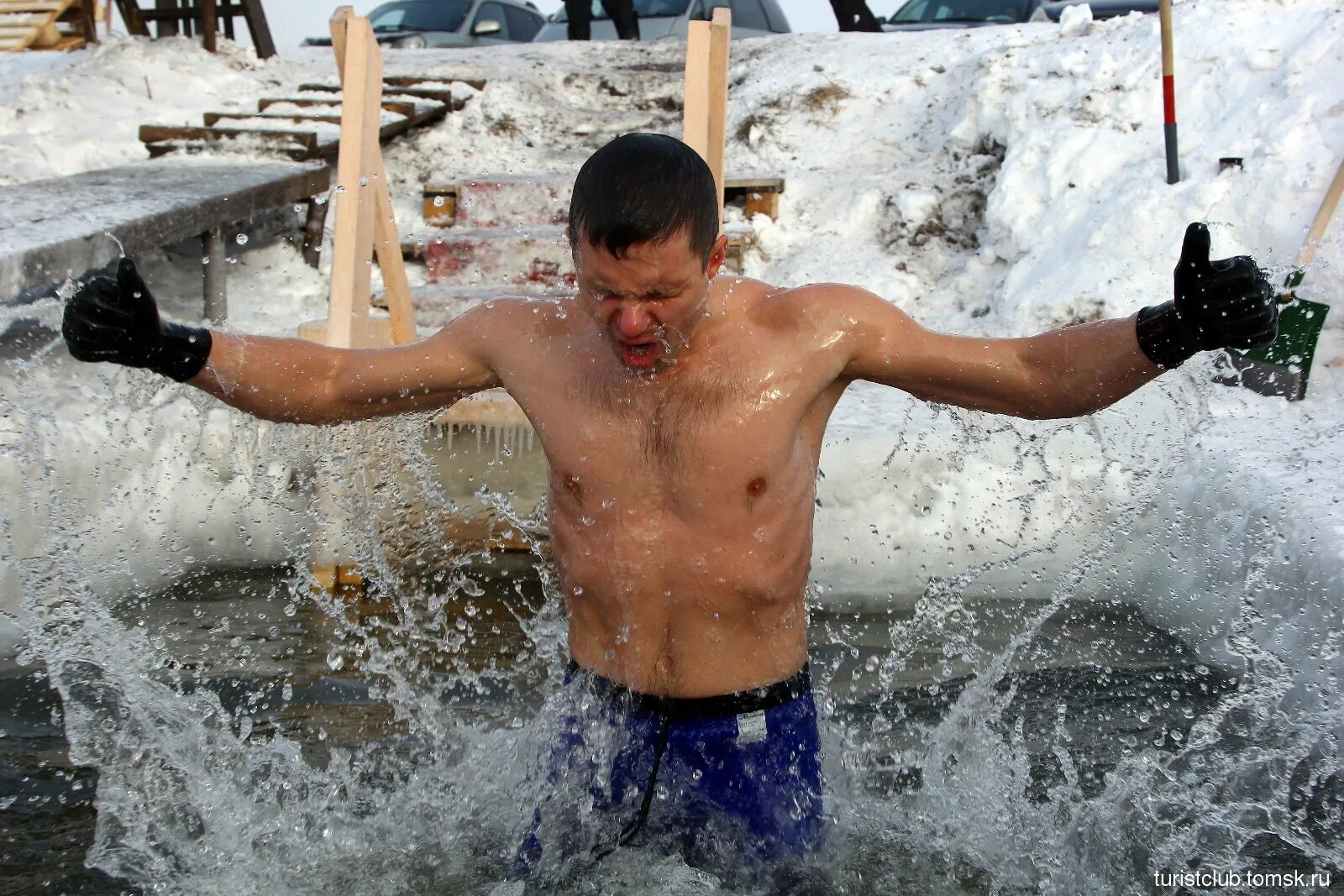 крещение в сокольниках 2023. домашние девочки 10 лет в проруби. девочки 12 лет в проруби. курган крещение 2021. крещение 2021.