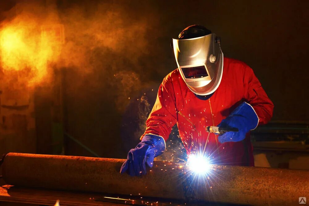 Сварочные полуавтоматы welding welder. Сварочный цех. Сварка. Сварщик. Автосварщик сварщика.