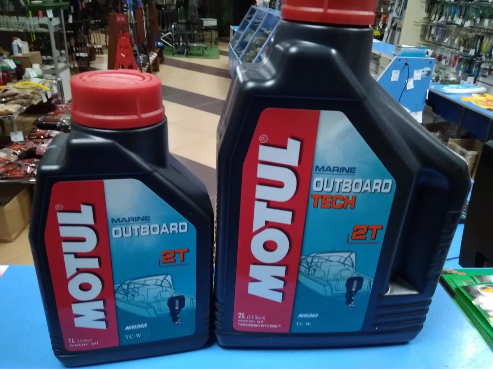 Motul outboard 2t Synthetic. Motul 2t синтетика для лодочных моторов. Motul outboard 2t. Motul outboard 2t 1л.