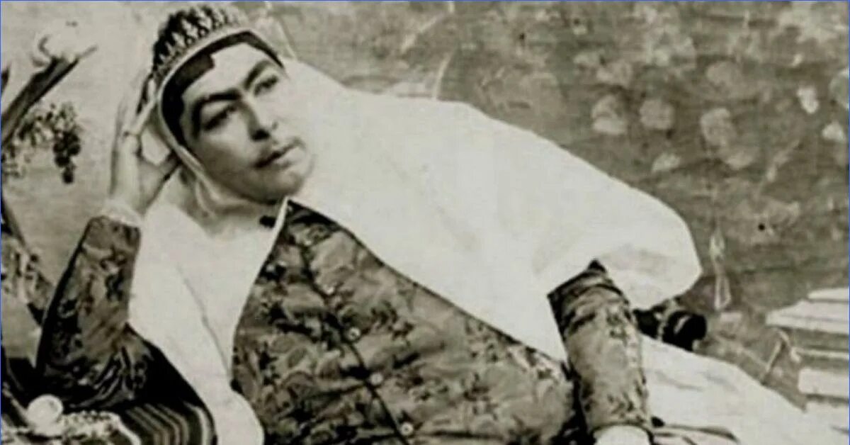 Иранская принцесса анис аль долях биография. Принцесса Ирана анис Аль. Принцесса Каджар Персия. Ахмад Шах Каджар. Аниса Аль долях иранская принцесса.