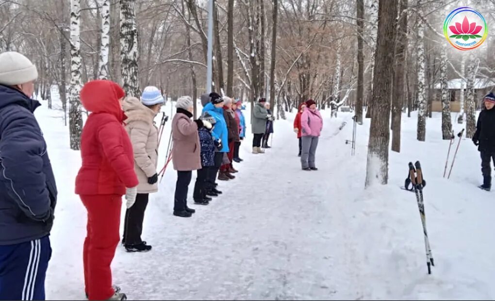 Долголетие нижний. Нижняя терраса Ульяновск. Долголетие Ульяновск. Центр активного долголетия Ульяновск. 36 Школа Ульяновск нижняя терраса.