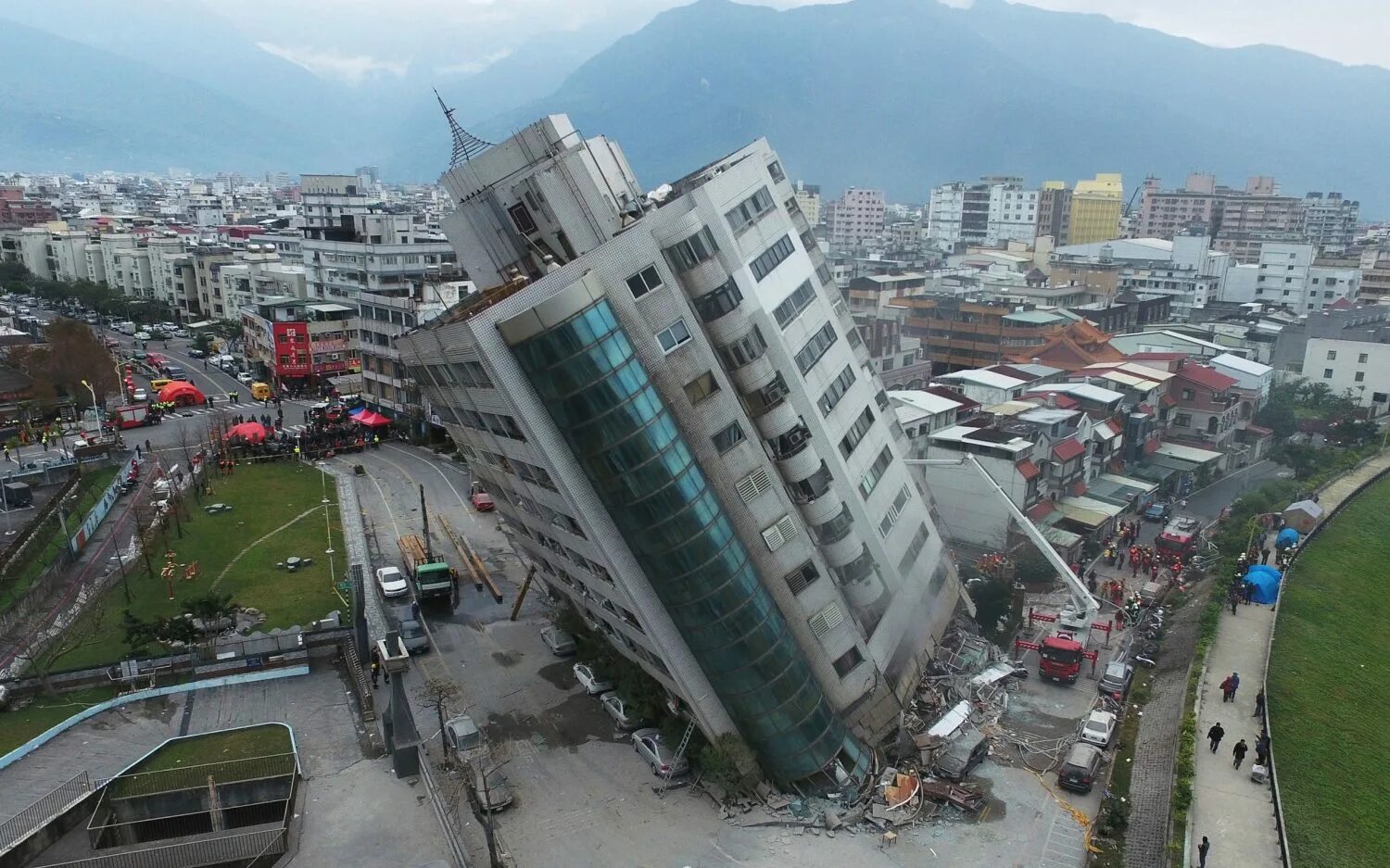 Последствия землетрясений.