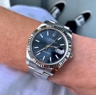 Clean watch