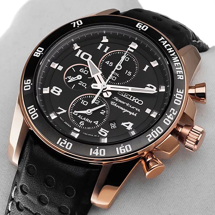 Стоит часы seiko. Seiko sportura chronograph. seiko sportura кварц. seiko спортура хронограф. часы seiko sportura chronograph.