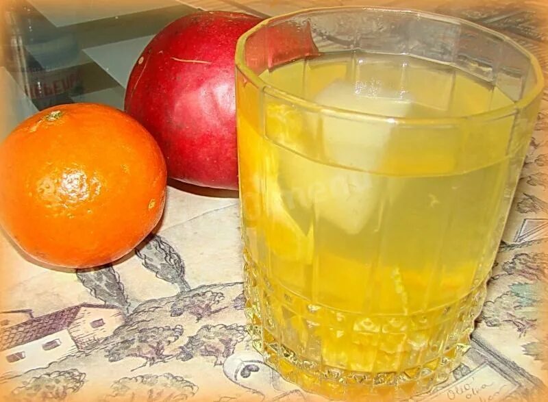 Компот на зиму из яблок и апельсинов. Компот из апельсинов. компот из цитрусовых. компот из мандарин. компот яблоки мандарины.