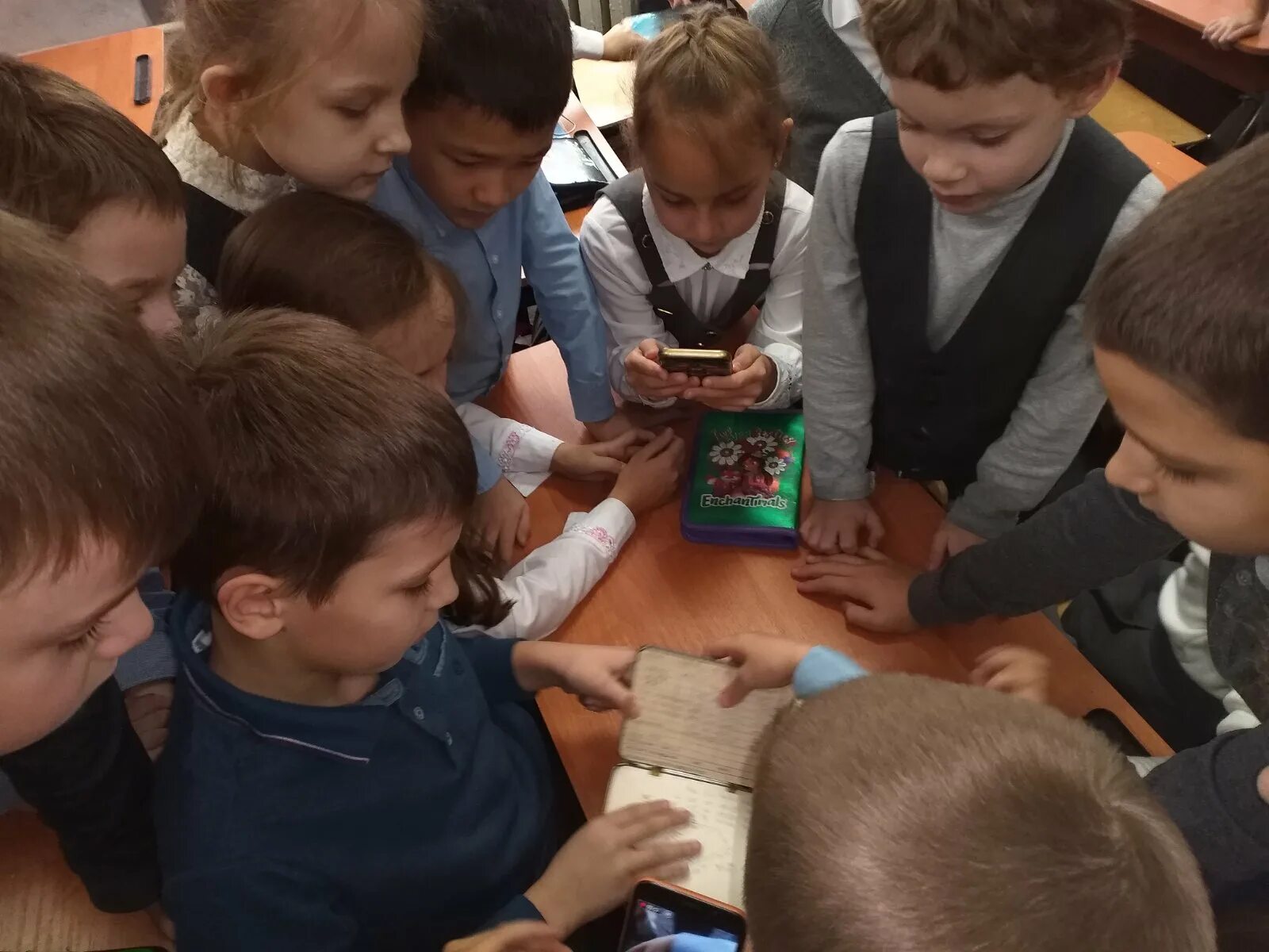 Школа 76 красноярск учителя. Школа 20 волгоград краснооктябрьский район. Школа 75 краснодар елизаветинская. Станица елизаветинская школа 76. Школа 76 1.