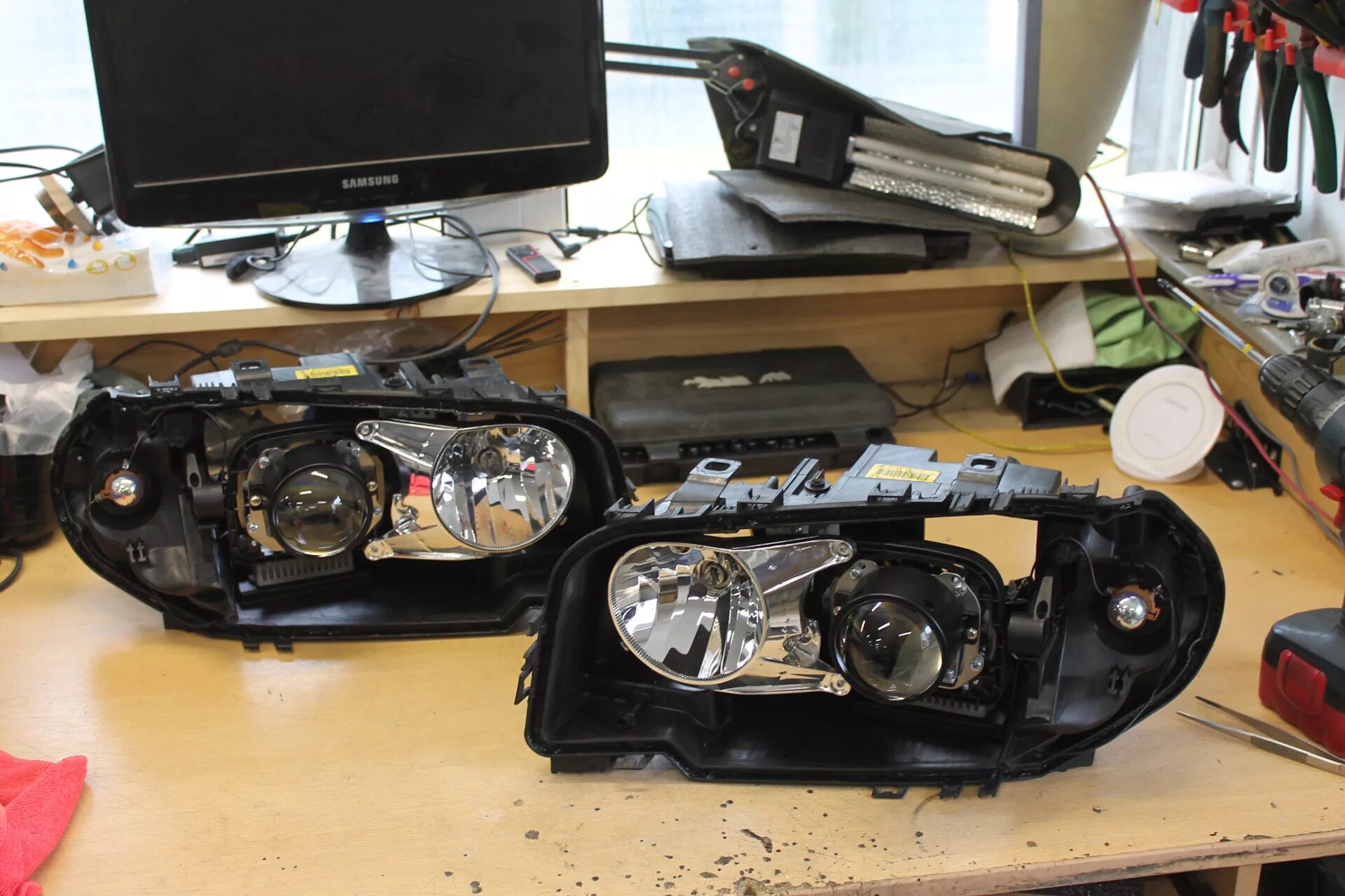 Bi led BMW x3 e83. Bi led модули на БМВ е92. BMW e46 bi led линзы drive2. X3 e 83 фары с двумя линзами. Замена bi led