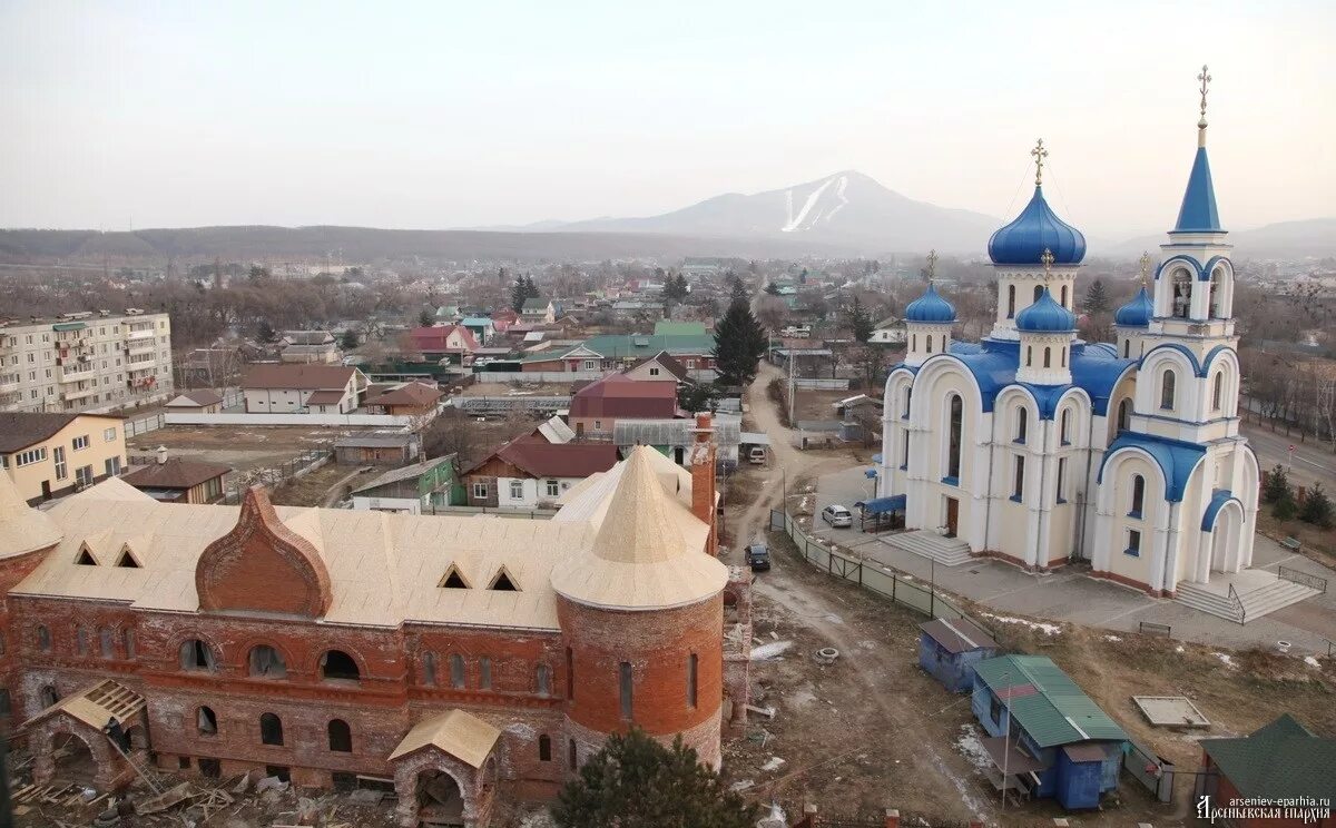 церковь арсеньев приморье приморский край. кафедральный собор благовещения пресвятой богородицы арсеньев. храм город арсеньев приморский край. благовещенский собор арсеньев. храм город арсеньев приморский край.
