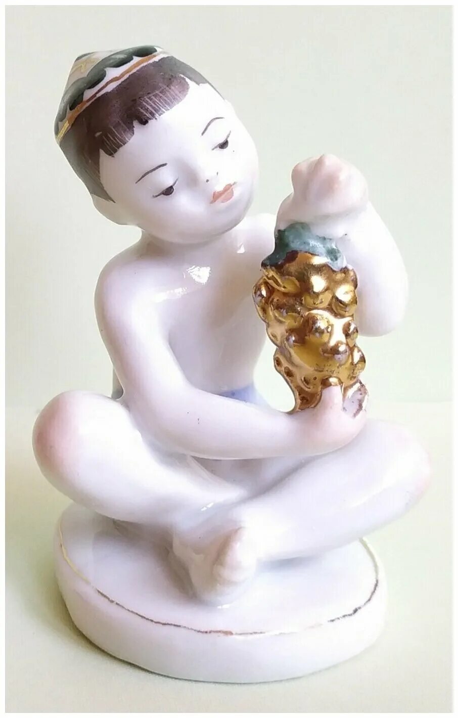 статуэтка конь лфз фарфор 1960г. фарфоровая статуэтка мальчик. фарфоровый мальчик. фарфоровая статуэтка мальчик водолей лфз. фарфоровый мальчик.