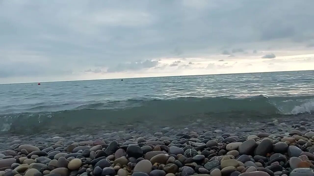 Релакс лазаревское база. Лазаревское море. Сочи Лазаревское море. Лазаревка море черное. Море Лазаревское град.