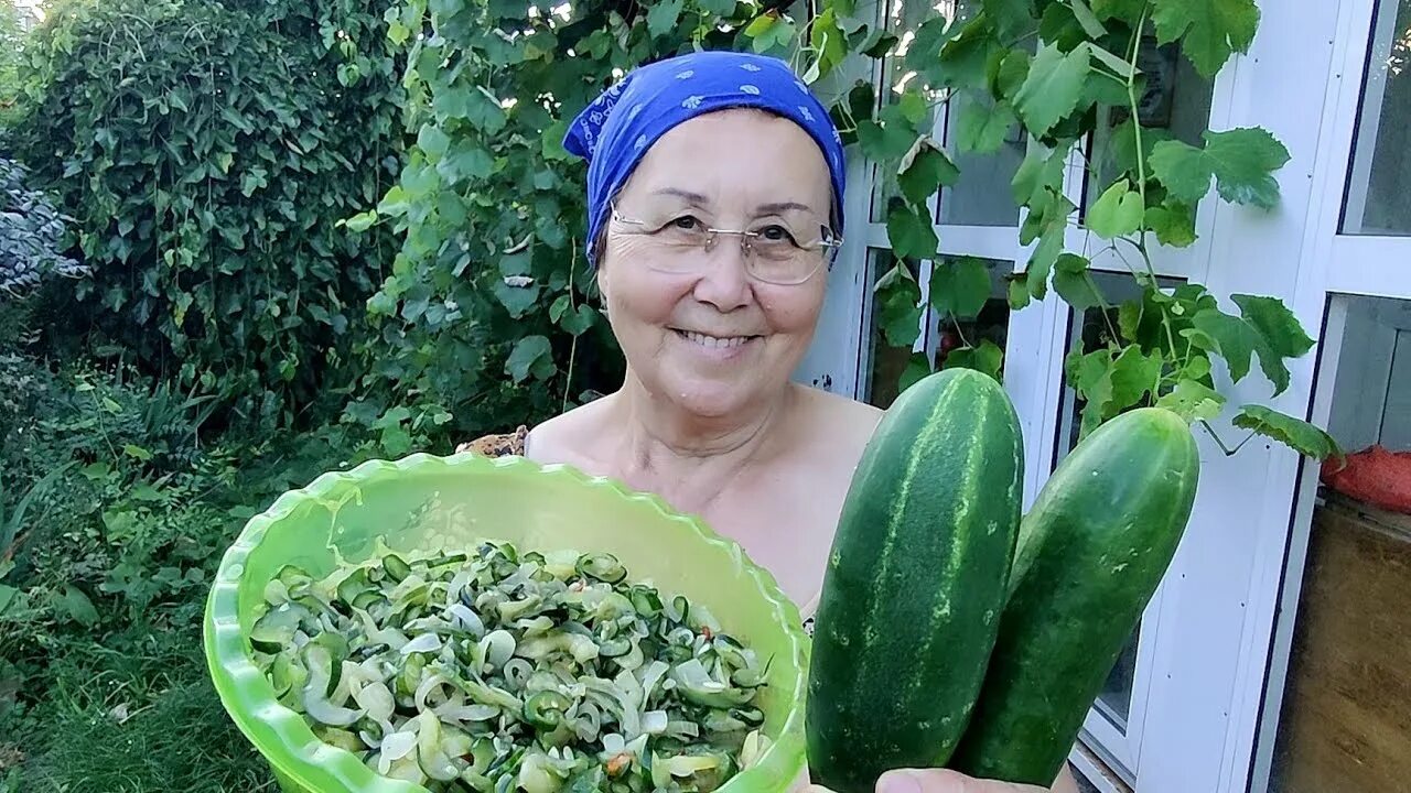 Салат из огурцов на зиму