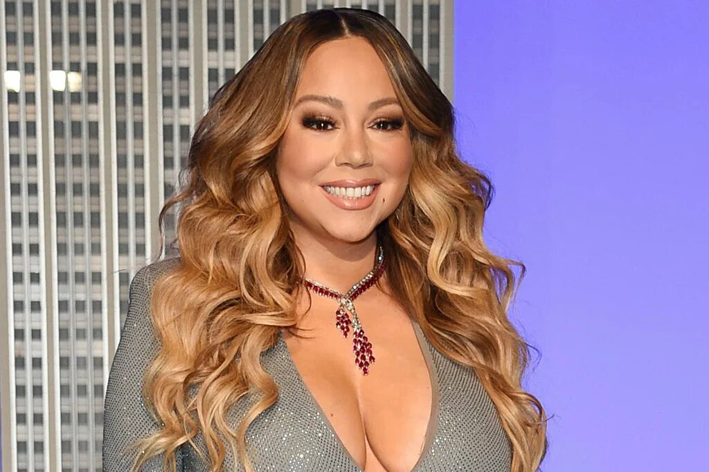 Mariah carey 2022. Мэрайя кэри сейчас 2024. Мэрайя кэри 2022. Mariah carey 2024. Марая кери 2024.
